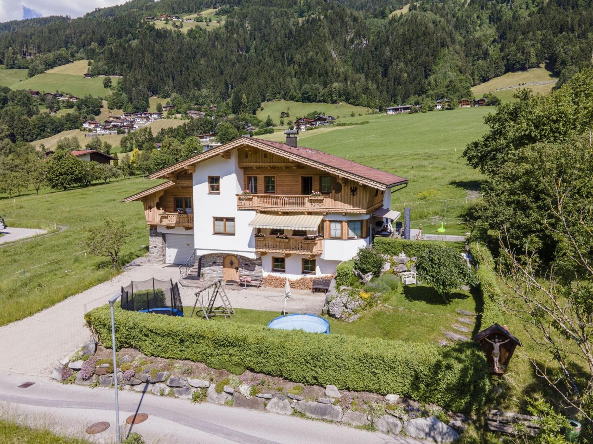Apartment With Panoramic View Ramsau im Zillertal Bagian luar foto