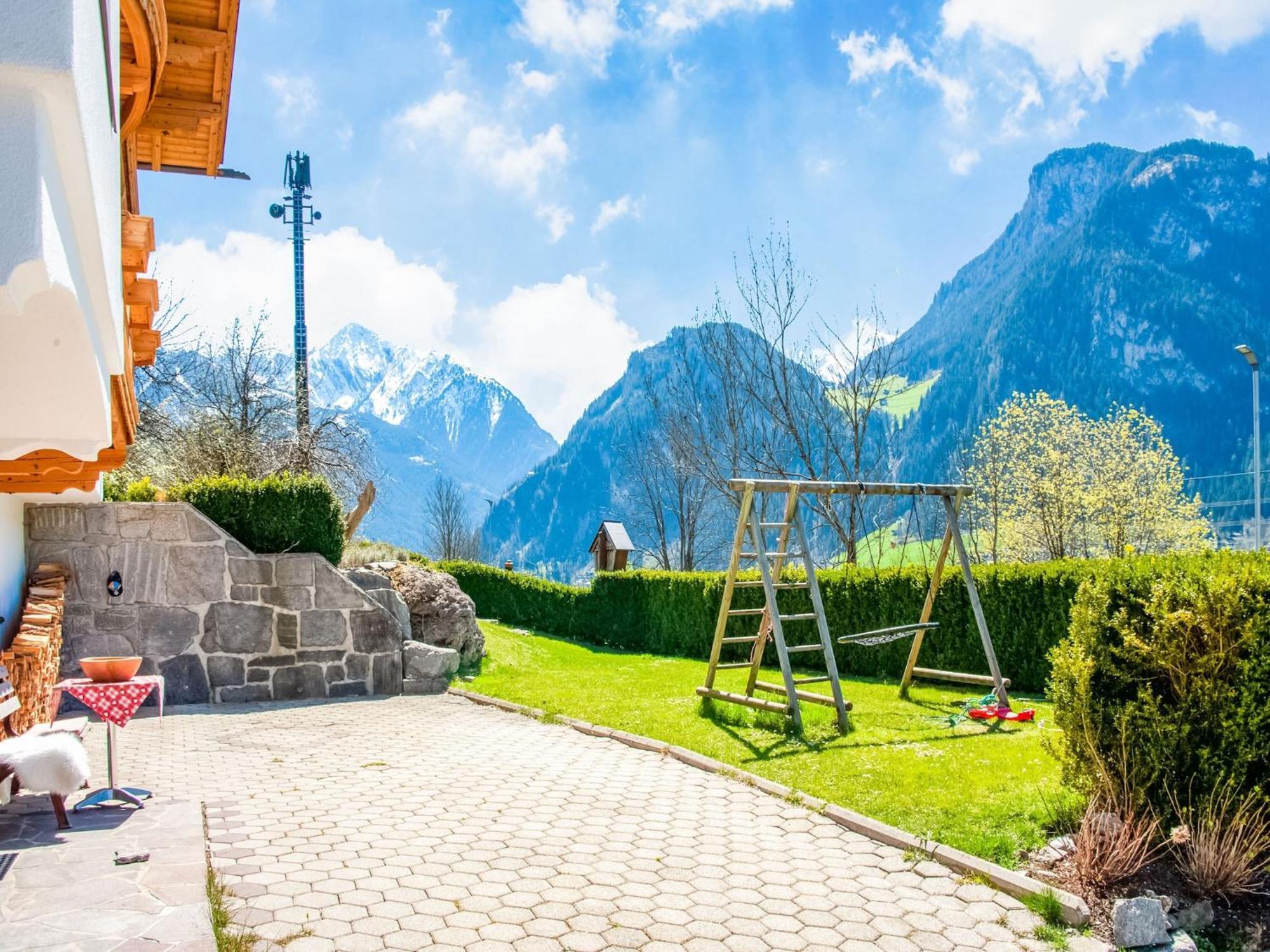 Apartment With Panoramic View Ramsau im Zillertal Bagian luar foto