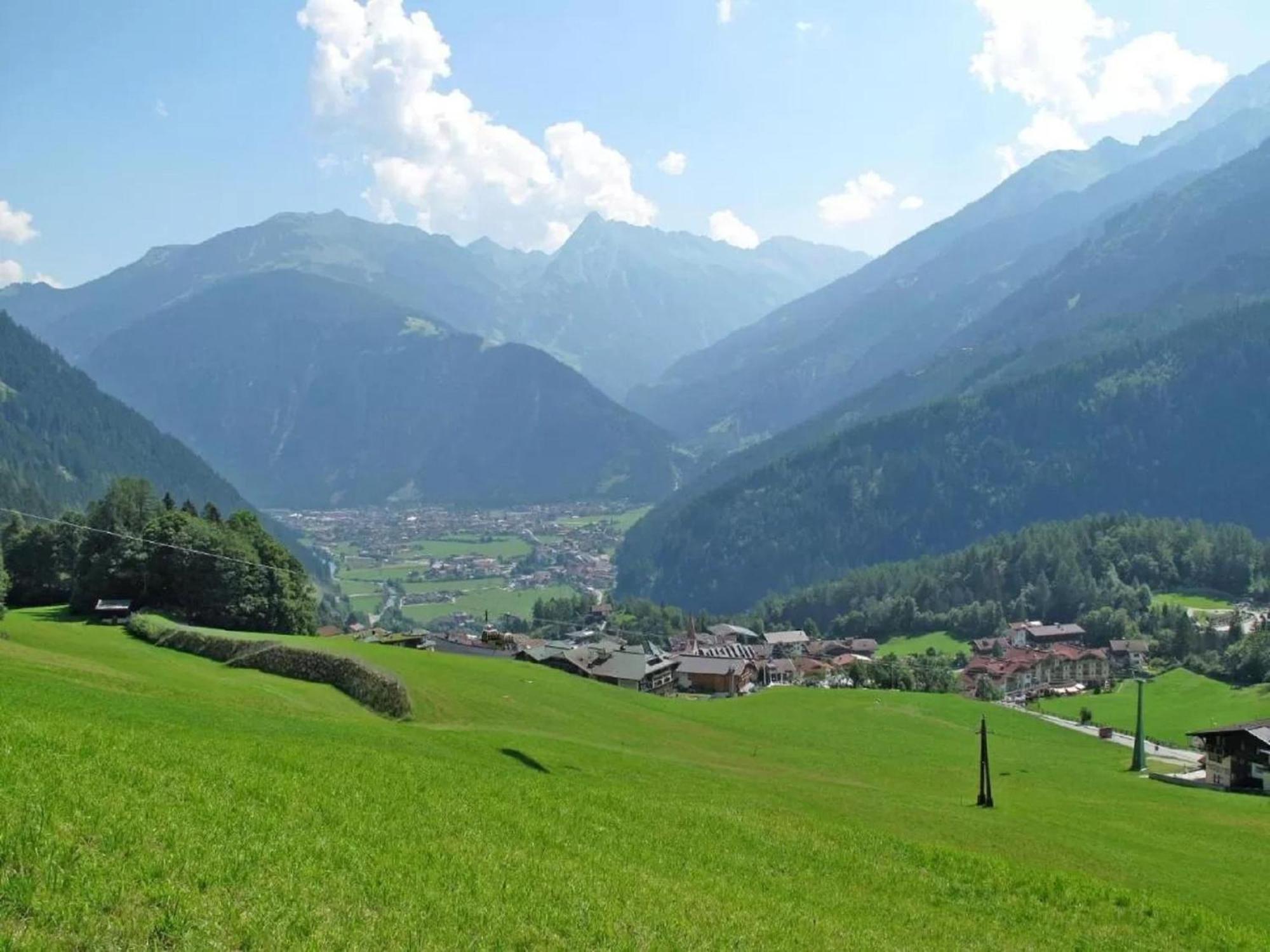 Apartment With Panoramic View Ramsau im Zillertal Bagian luar foto